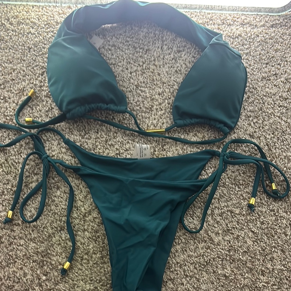 SHEIN Deep Green Halter Bikini